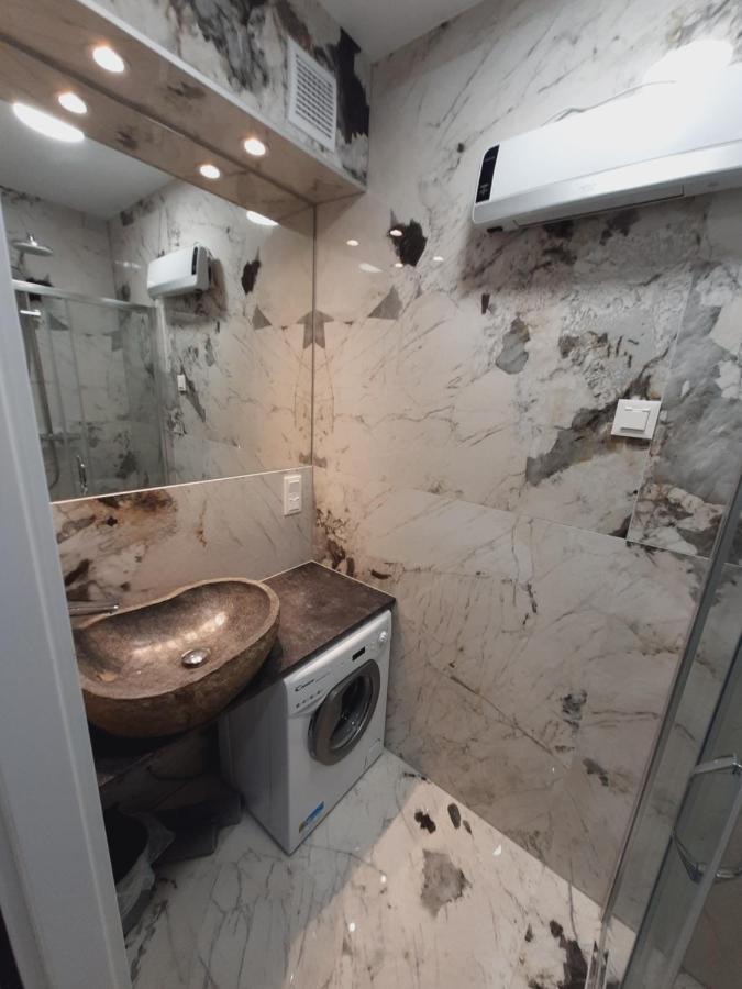 Platinum Apartment - Parking - Klimatyzacja - Winda - Self Check In Wroclaw Ngoại thất bức ảnh