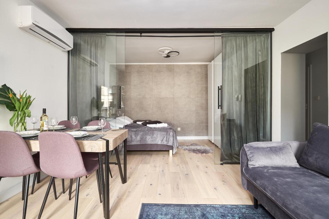 Platinum Apartment - Parking - Klimatyzacja - Winda - Self Check In Wroclaw Ngoại thất bức ảnh